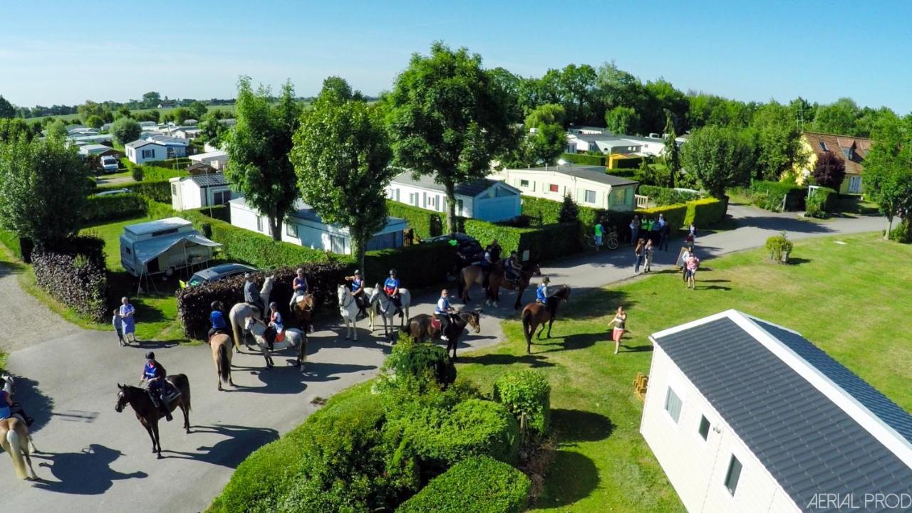 Camping La Haie Penee **** 생-캉탱-앙-투르몽 외부 사진